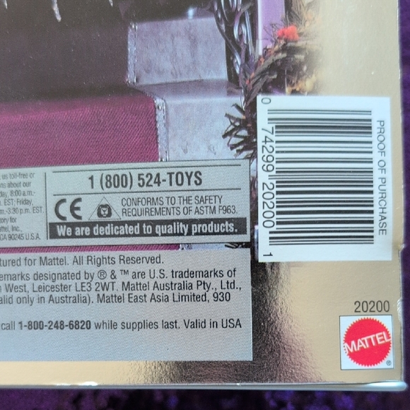 RARE ERROR Barbie in Vibrant Pink and Elegant Black Gown - Picture 4 of 16